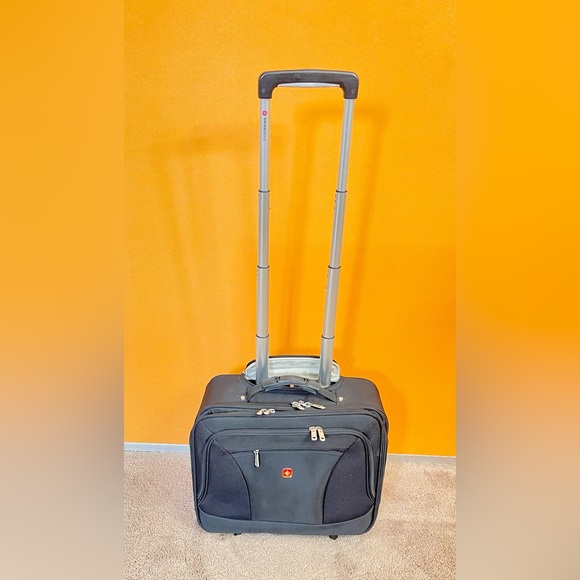 Wenger Bags Wenger Swiss Gear Rolling Travel Carry On Laptop Bag
